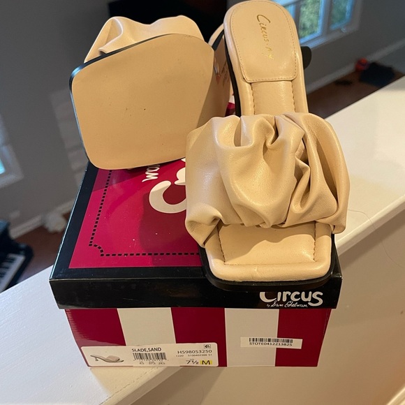 Sam Edelman-size 7.5 - Picture 2 of 2